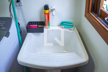 Casa de condomínio à venda com 128m², 3 quartos e 2 vagasÁrea de Serviço