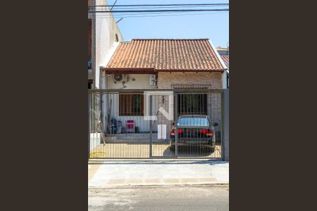 Casa de condomínio à venda com 128m², 3 quartos e 2 vagasFachada