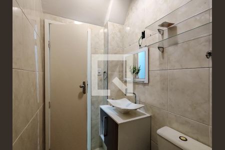 Apartamento à venda com 60m², 2 quartos e sem vagaBanheiro Corredor