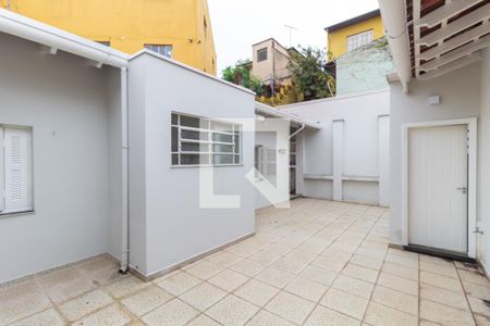 Casa à venda com 250m², 4 quartos e 2 vagasQuintal