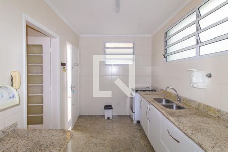 Casa à venda com 250m², 4 quartos e 2 vagasCozinha