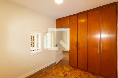 Casa à venda com 250m², 4 quartos e 2 vagasEdícula Quarto 2