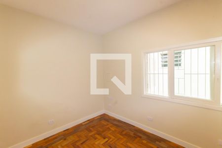 Casa à venda com 250m², 4 quartos e 2 vagasEdícula Quarto 2