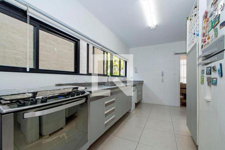 Apartamento à venda com 226m², 4 quartos e 3 vagas