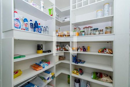 Apartamento à venda com 226m², 4 quartos e 3 vagas