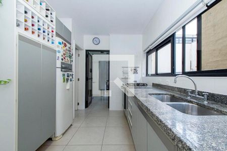 Apartamento à venda com 226m², 4 quartos e 3 vagas
