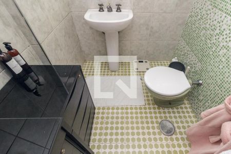 Apartamento à venda com 120m², 3 quartos e 1 vaga Apartamento à venda com 120m², 3 quartos e 1 vagaBanheiro 1 - Suíte