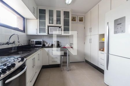 Apartamento à venda com 156m², 3 quartos e 3 vagasCozinha