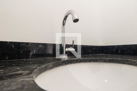 Apartamento à venda com 71m², 2 quartos e sem vagaBanheiro 