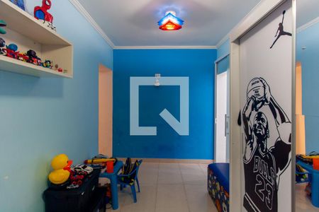 Casa à venda com 200m², 4 quartos e 2 vagas Casa à venda com 200m², 4 quartos e 2 vagasQuarto 4