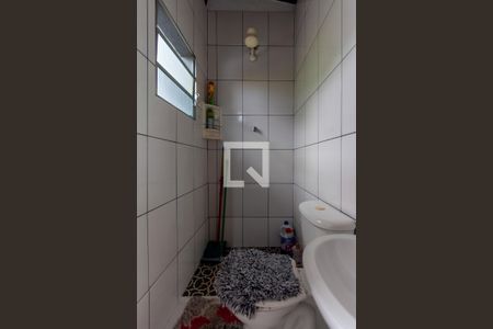 Casa à venda com 200m², 4 quartos e 2 vagas Casa à venda com 200m², 4 quartos e 2 vagasBanheiro 3 - Externo