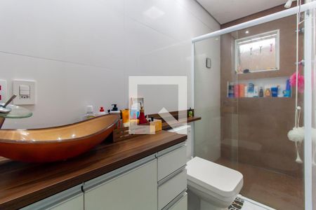 Casa à venda com 200m², 4 quartos e 2 vagas Casa à venda com 200m², 4 quartos e 2 vagasBanheiro da Suíte