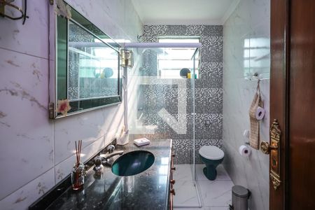 Casa para alugar com 950m², 4 quartos e 8 vagasBanheiro Social