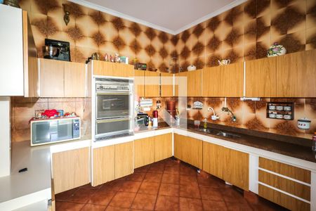 Casa para alugar com 950m², 4 quartos e 8 vagasCozinha