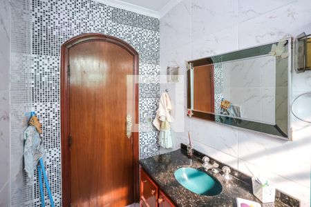 Casa para alugar com 950m², 4 quartos e 8 vagasBanheiro Social