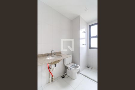 Apartamento à venda com 211m², 3 quartos e 3 vagasBanheiro da Suíte 2