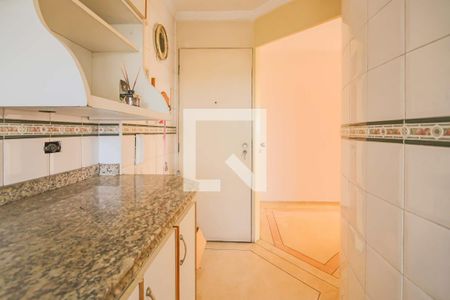 Apartamento para alugar com 85m², 3 quartos e 1 vaga Apartamento para alugar com 85m², 3 quartos e 1 vagaCozinha e Área de Serviço
