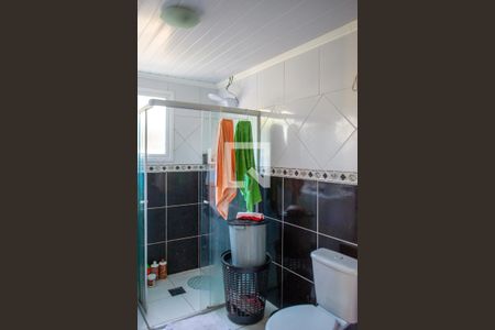 Casa à venda com 170m², 3 quartos e 2 vagasBanheiro social