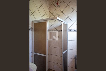 Casa à venda com 170m², 3 quartos e 2 vagasBanheiro suite 2