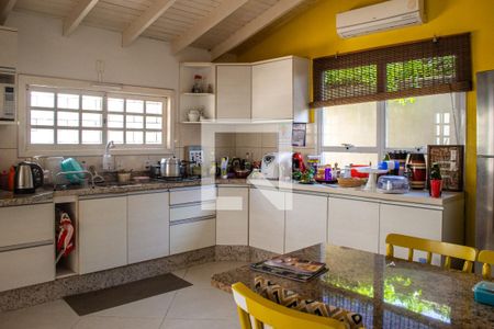 Casa à venda com 170m², 3 quartos e 2 vagasCozinha