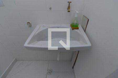 Cozinha e Área de Serviço de casa de condomínio para alugar com 1 quarto, 26m² em Vila Gustavo, São Paulo