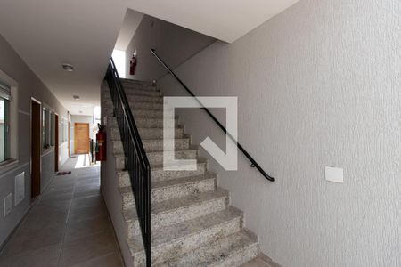 Casa de condomínio para alugar com 26m², 1 quarto e sem vagaEscada