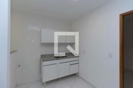 Cozinha e Área de Serviço de casa de condomínio para alugar com 1 quarto, 26m² em Vila Gustavo, São Paulo