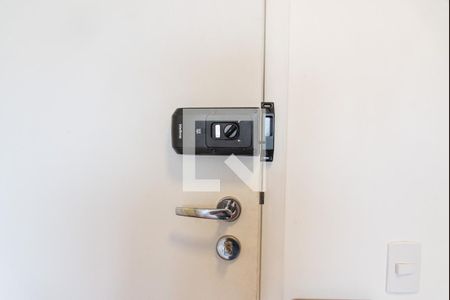 Studio à venda com 28m², 1 quarto e sem vaga Studio à venda com 28m², 1 quarto e sem vagaFechadura eletrônica