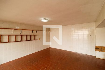 Casa à venda com 170m², 3 quartos e 3 vagas Casa à venda com 170m², 3 quartos e 3 vagasGaragem