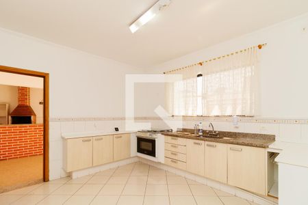 Casa à venda com 170m², 3 quartos e 3 vagas Casa à venda com 170m², 3 quartos e 3 vagasCozinha