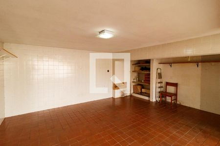 Casa à venda com 170m², 3 quartos e 3 vagas Casa à venda com 170m², 3 quartos e 3 vagasGaragem