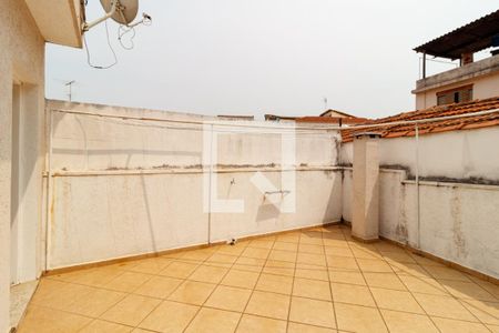 Casa à venda com 170m², 3 quartos e 3 vagas Casa à venda com 170m², 3 quartos e 3 vagasÁrea externa
