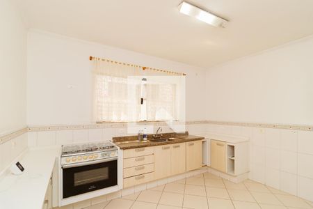 Casa à venda com 170m², 3 quartos e 3 vagas Casa à venda com 170m², 3 quartos e 3 vagasCozinha