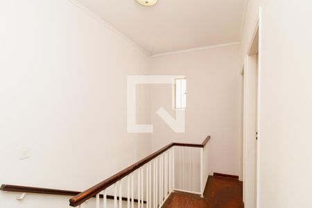 Casa à venda com 170m², 3 quartos e 3 vagas Casa à venda com 170m², 3 quartos e 3 vagasCorredor dos quartos