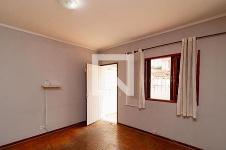 Casa à venda com 170m², 3 quartos e 3 vagas Casa à venda com 170m², 3 quartos e 3 vagasQuarto 3