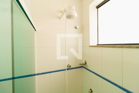 Casa à venda com 170m², 3 quartos e 3 vagas Casa à venda com 170m², 3 quartos e 3 vagasBanheiro 2