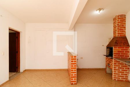 Casa à venda com 170m², 3 quartos e 3 vagas Casa à venda com 170m², 3 quartos e 3 vagasÁrea gourmet