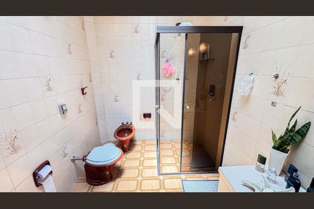 Casa à venda com 171m², 2 quartos e 2 vagasBanheiro