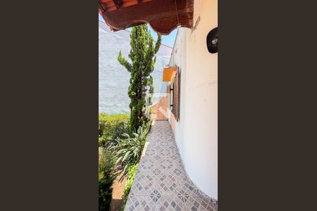 Casa à venda com 171m², 2 quartos e 2 vagasQuintal