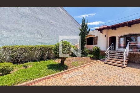 Casa à venda com 171m², 2 quartos e 2 vagasQuintal