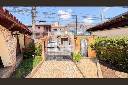 Casa à venda com 171m², 2 quartos e 2 vagasGaragem