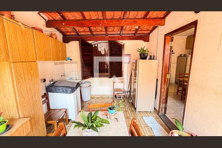 Casa à venda com 171m², 2 quartos e 2 vagasÁrea de Serviço