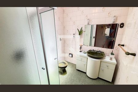 Casa à venda com 171m², 2 quartos e 2 vagasBanheiro 2