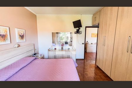 Casa à venda com 171m², 2 quartos e 2 vagasQuarto 1