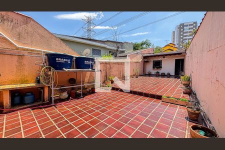 Casa à venda com 171m², 2 quartos e 2 vagasQuintal