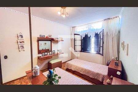 Casa à venda com 171m², 2 quartos e 2 vagasQuartoQuarto 2