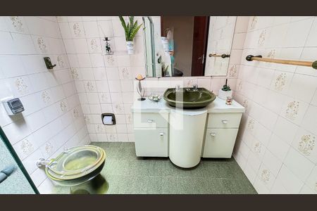 Casa à venda com 171m², 2 quartos e 2 vagasBanheiro 2