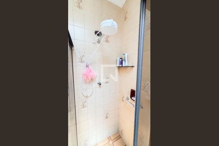 Casa à venda com 171m², 2 quartos e 2 vagasBanheiro