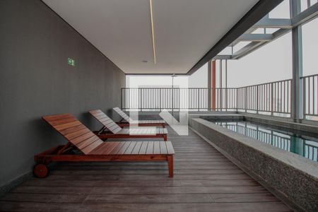 Studio à venda com 33m², 1 quarto e 1 vagaÁrea comum - Piscina