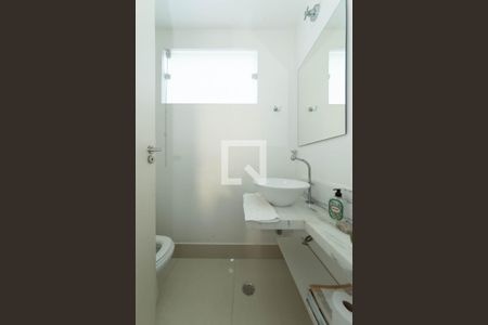 Casa à venda com 190m², 4 quartos e 6 vagas Casa à venda com 190m², 4 quartos e 6 vagasLavabo